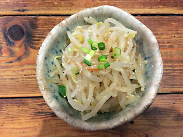 もやしナムルで突然の来客に対応